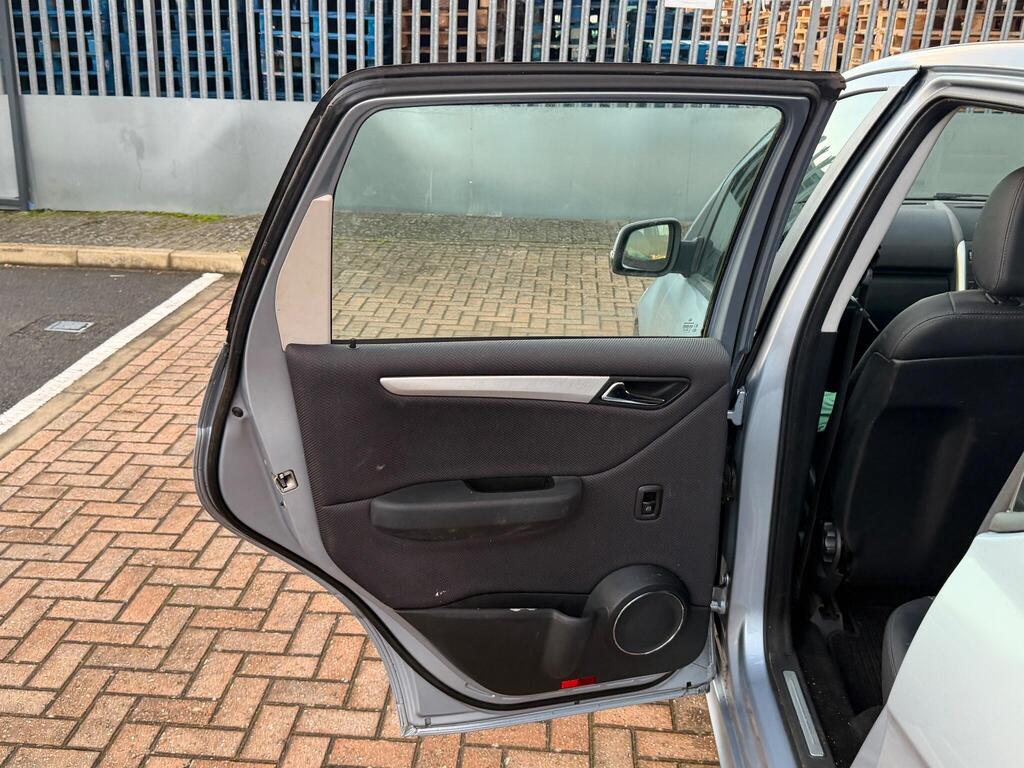 Mercedes-Benz A Class 36