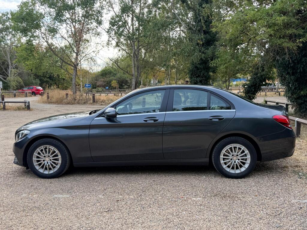 Mercedes-Benz C Class 8