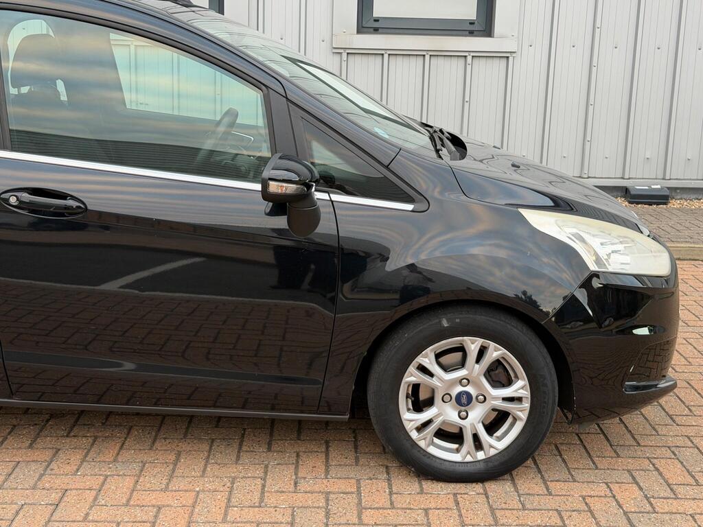 Ford B-Max 11