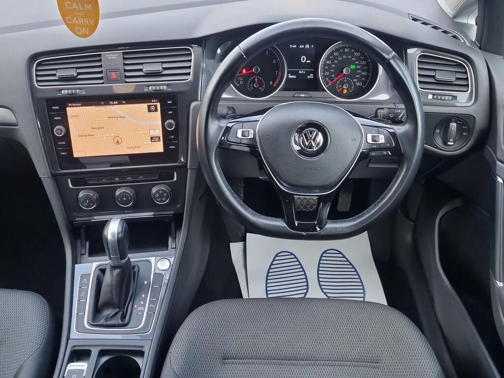 Volkswagen Golf 84