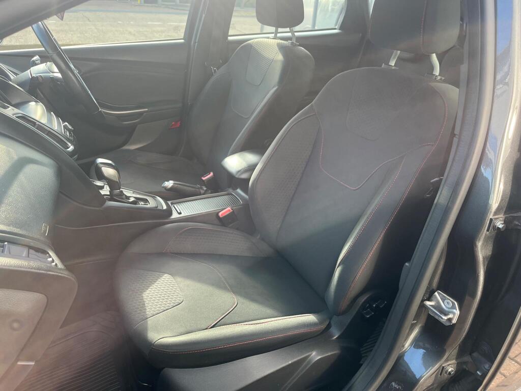 Ford Focus 64