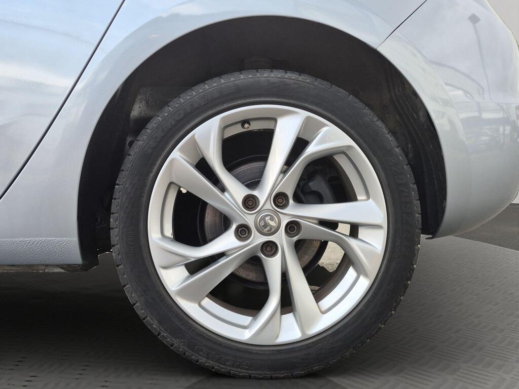 Vauxhall Astra 28