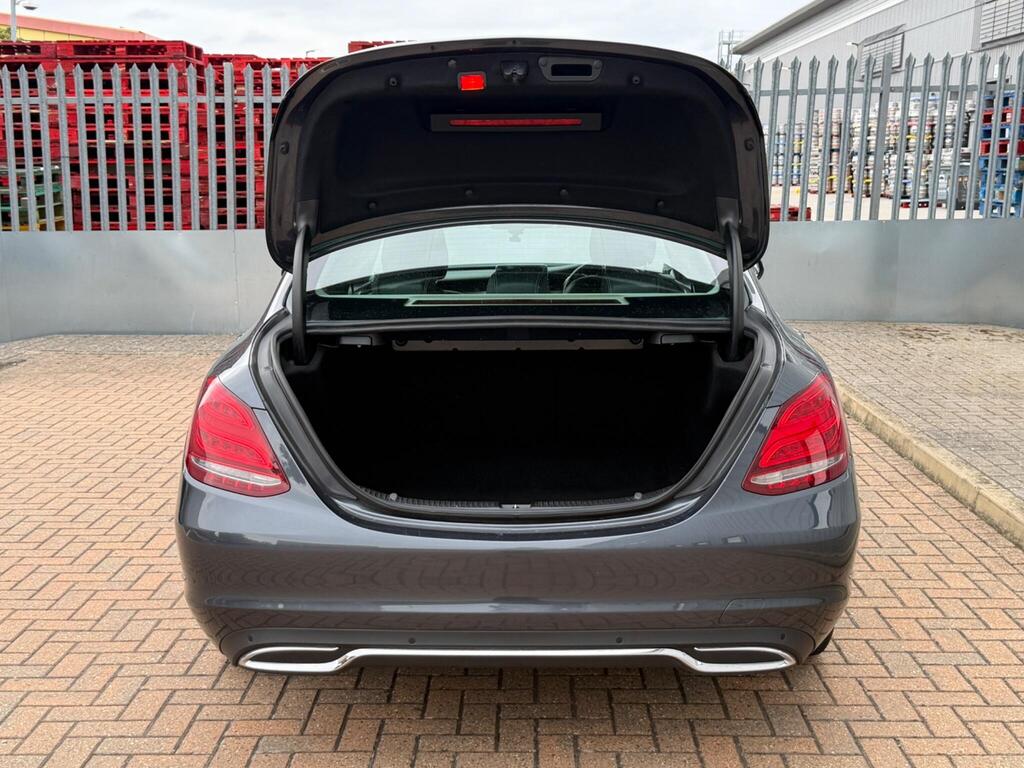 Mercedes-Benz C Class 51