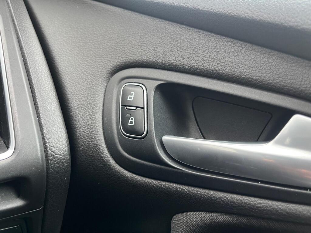 Ford Focus 84