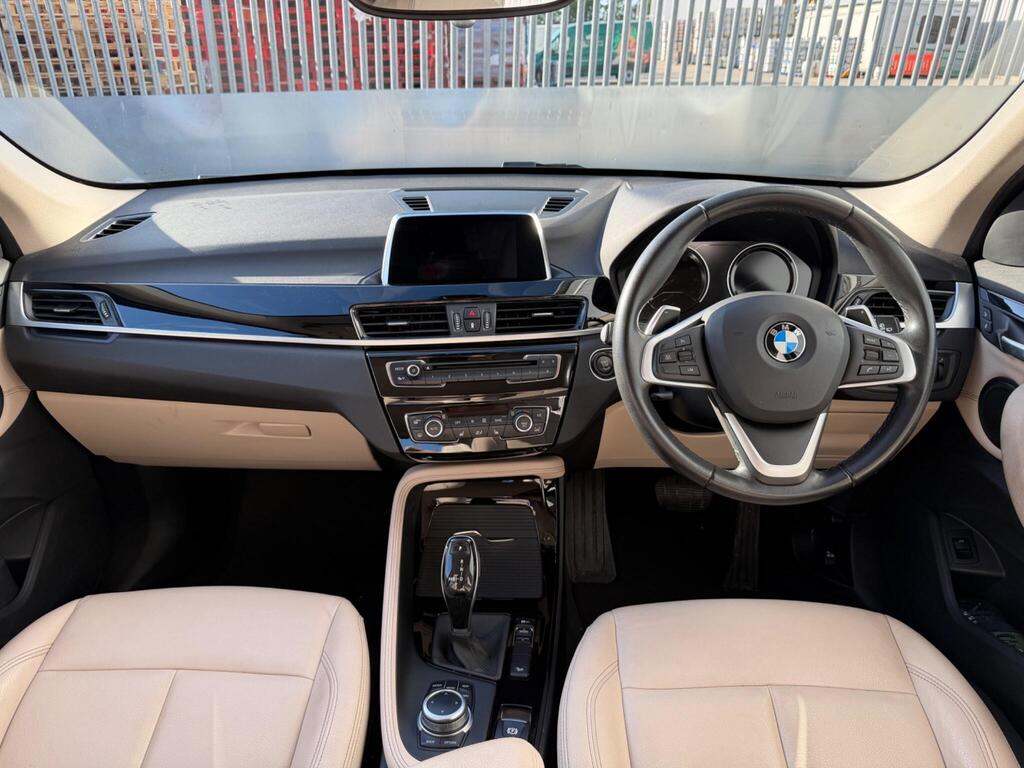 BMW X1 18