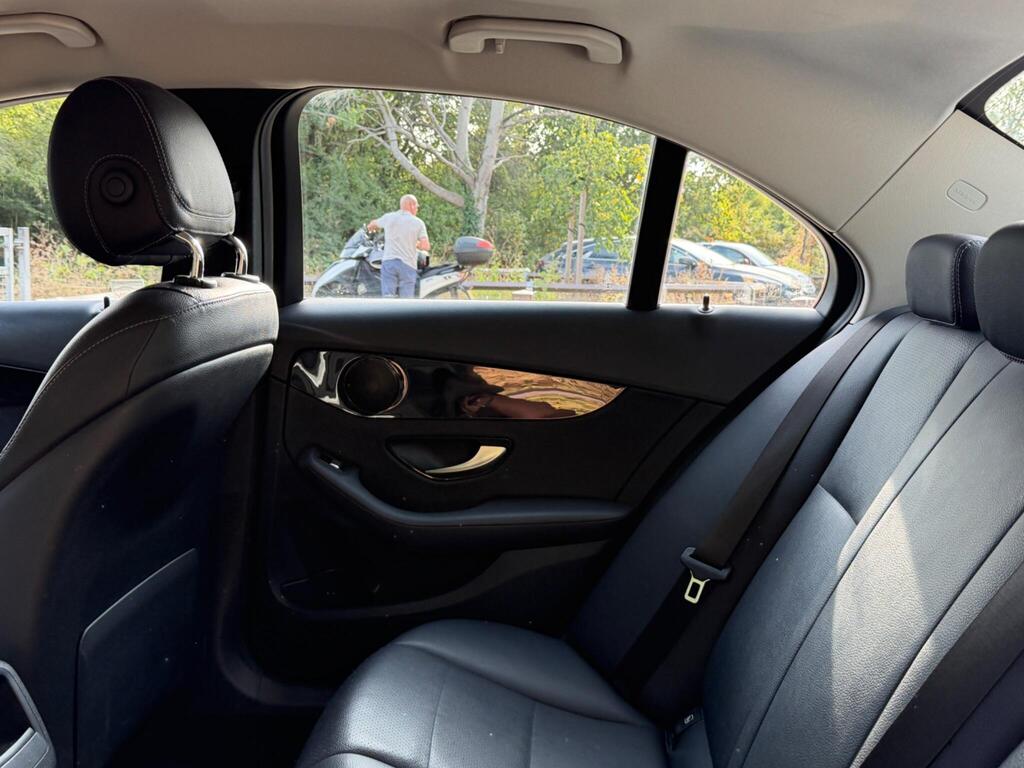Mercedes-Benz C Class 19