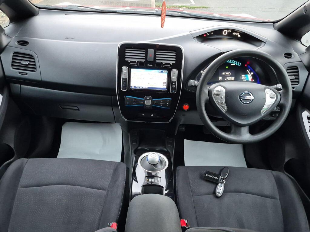 Nissan Leaf 11