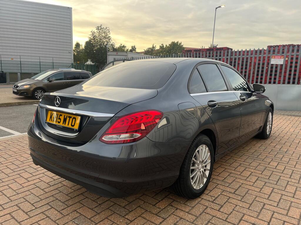 Mercedes-Benz C Class 24