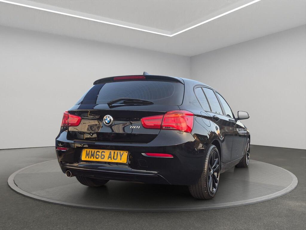 BMW 1 Series 8