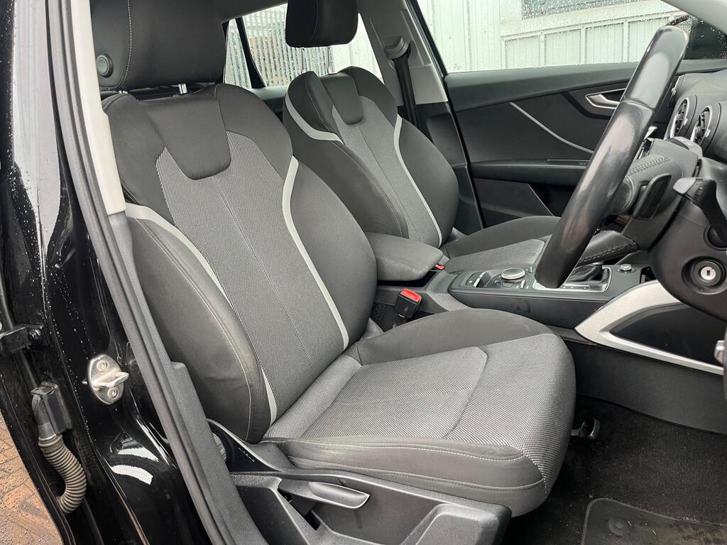 Audi Q2 44