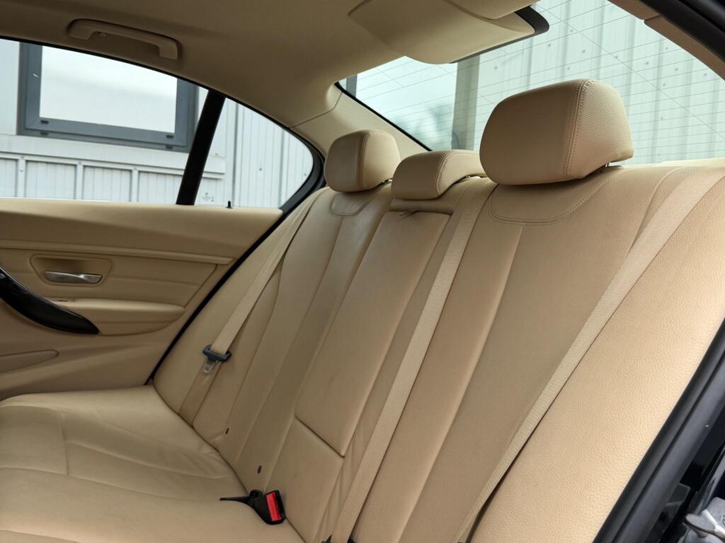 BMW 3 Series 31