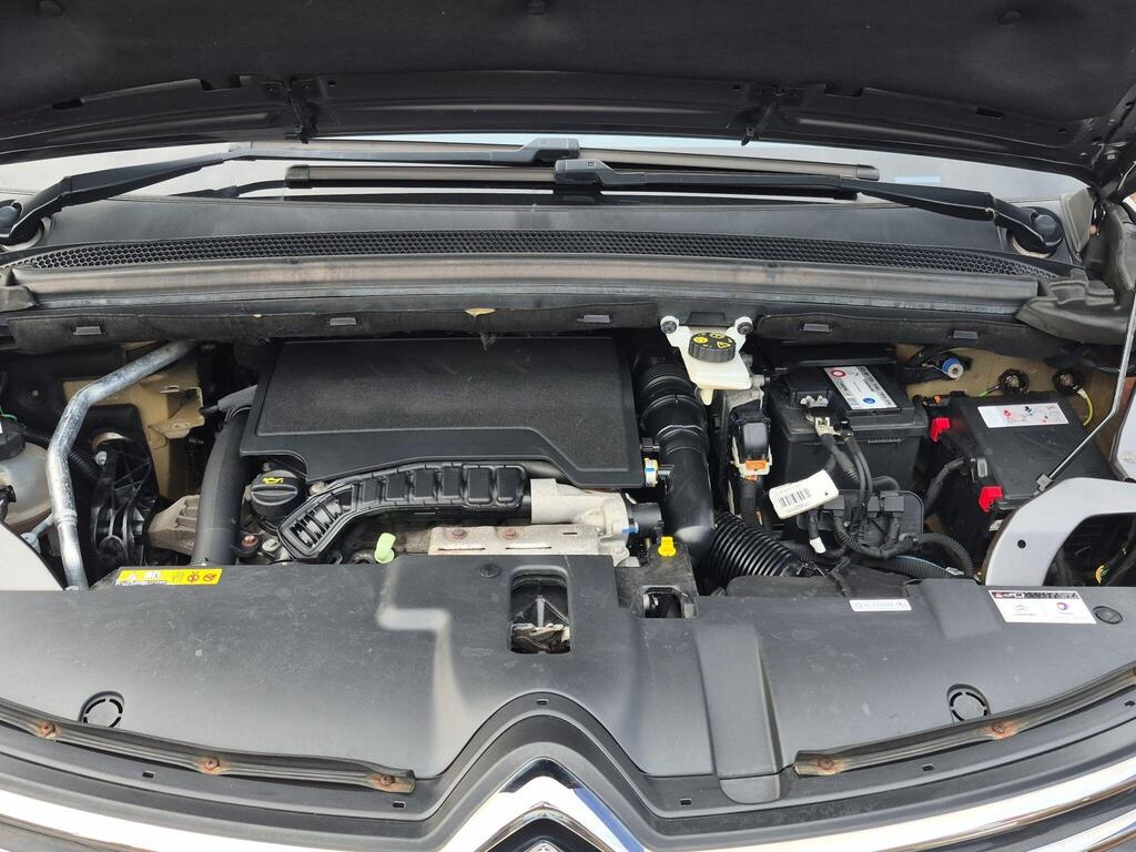 Citroen Grand C4 SpaceTourer 22