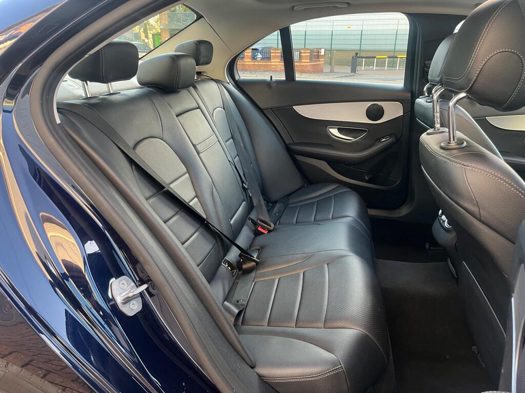 Mercedes-Benz C Class 27