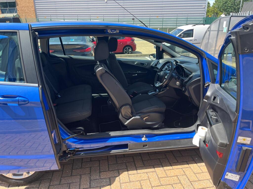 Ford B-Max 27