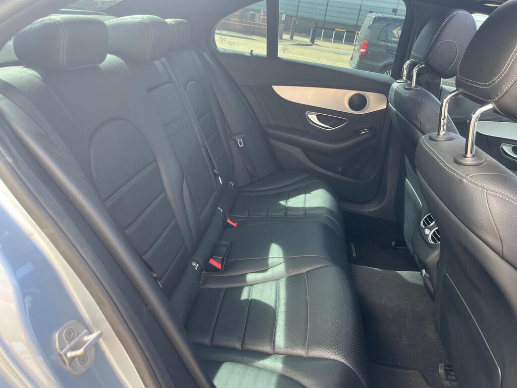 Mercedes-Benz C Class 29