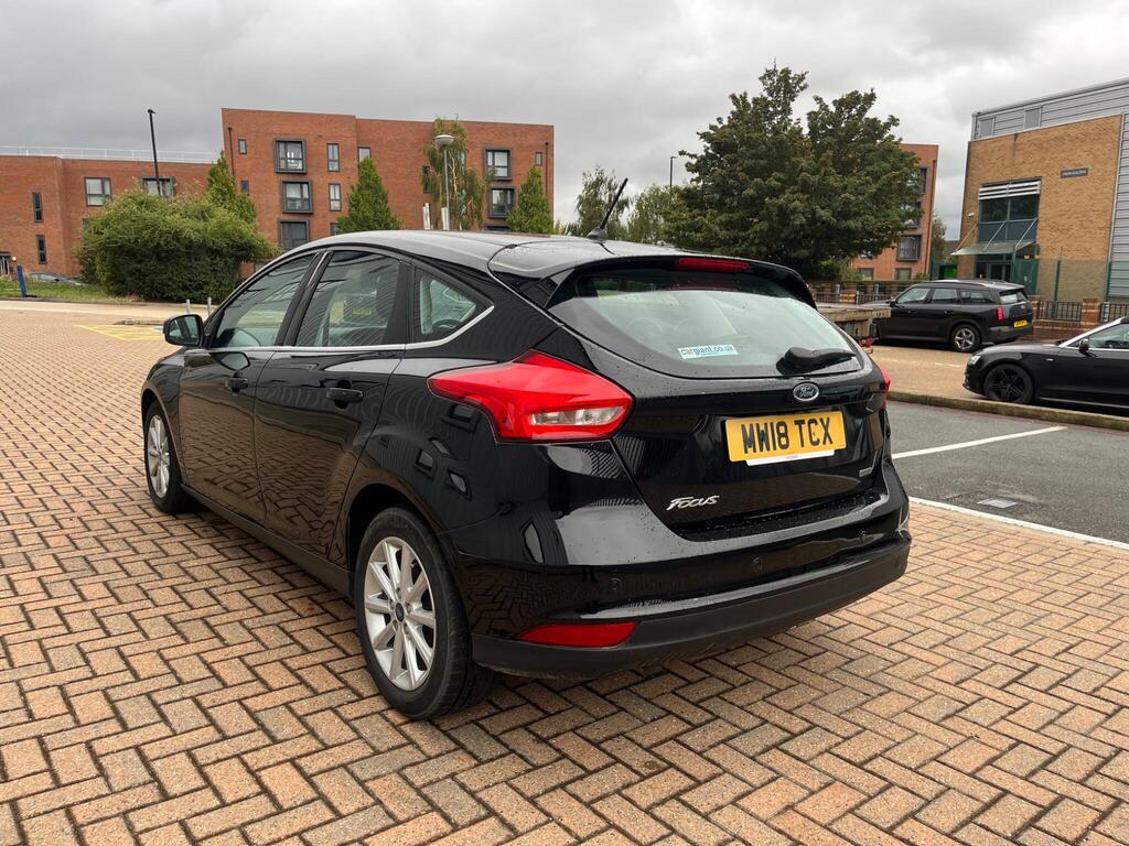 Ford Focus 14