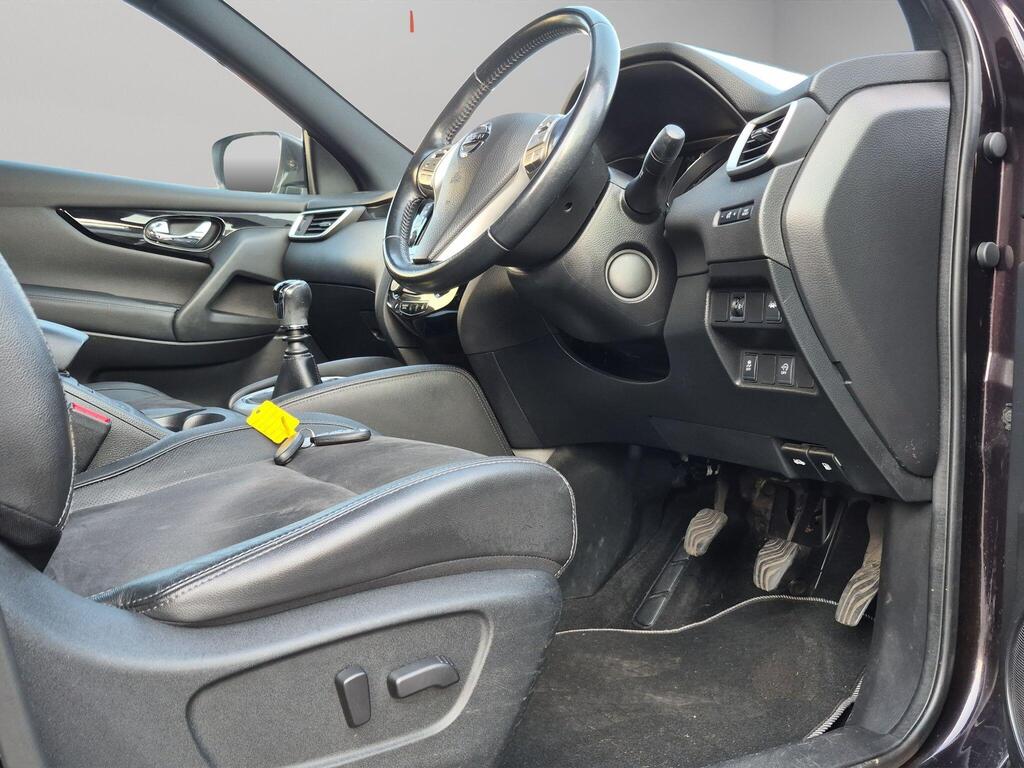 Nissan Qashqai 12