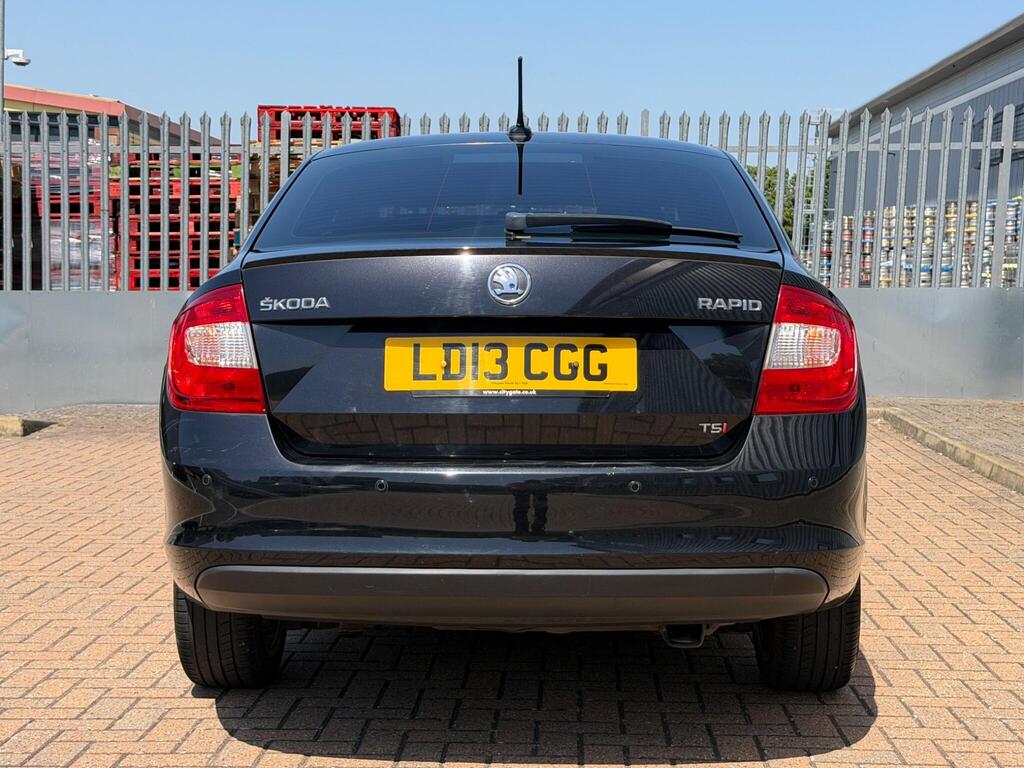 Skoda Rapid 10