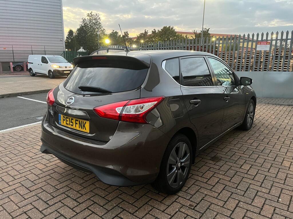 Nissan Pulsar 12