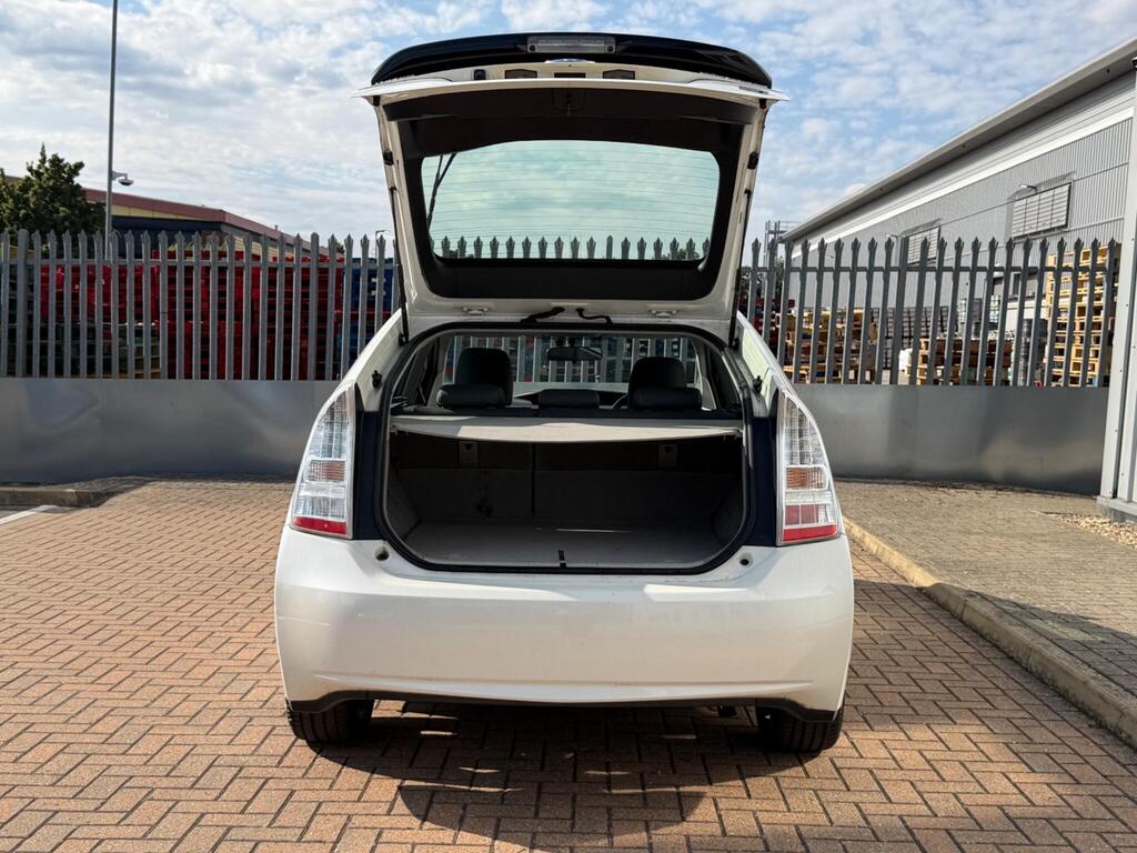 Toyota Prius 36