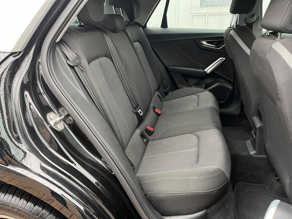 Audi Q2 54
