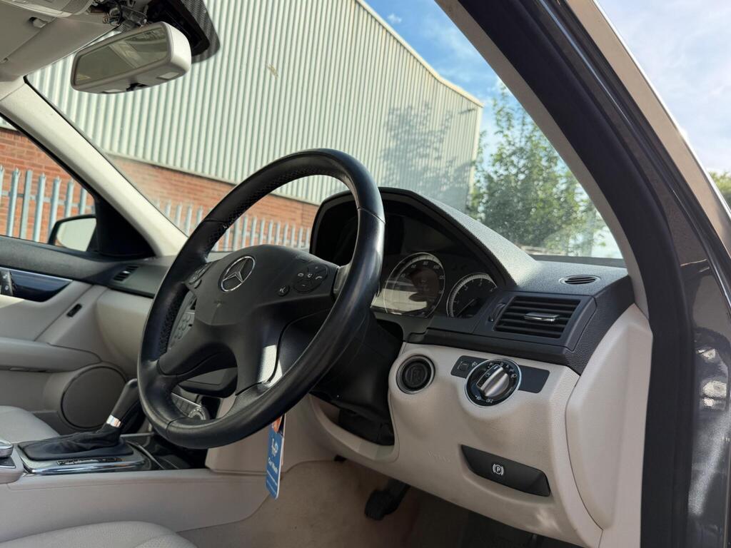 Mercedes-Benz C Class 17