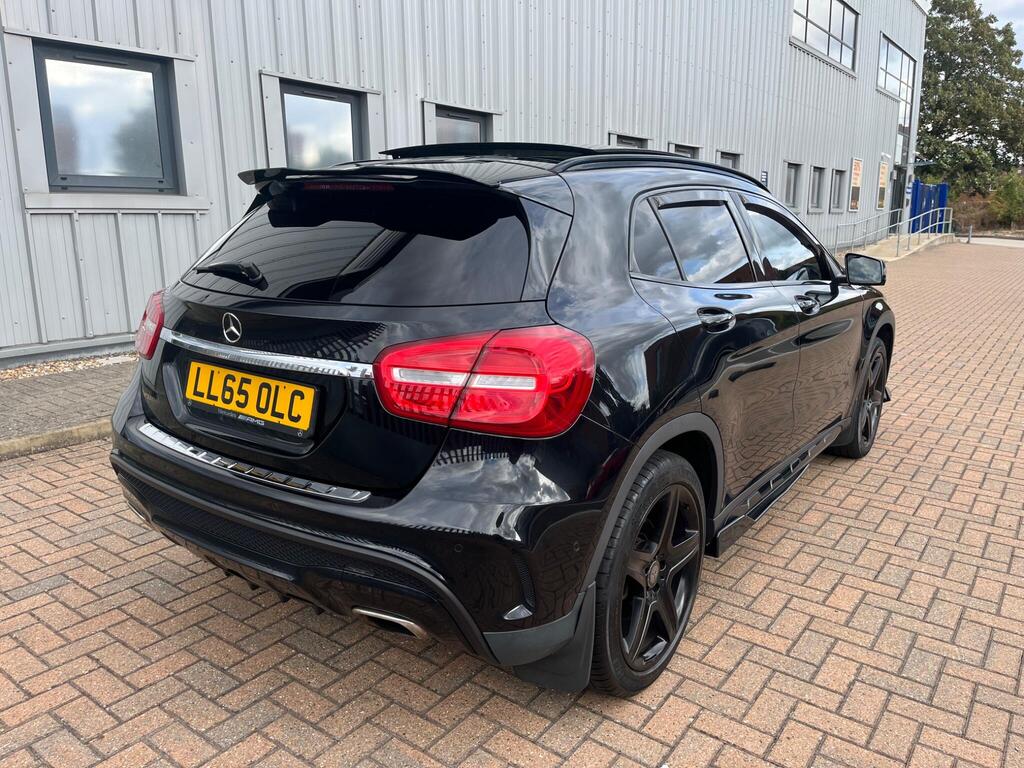 Mercedes-Benz GLA 16
