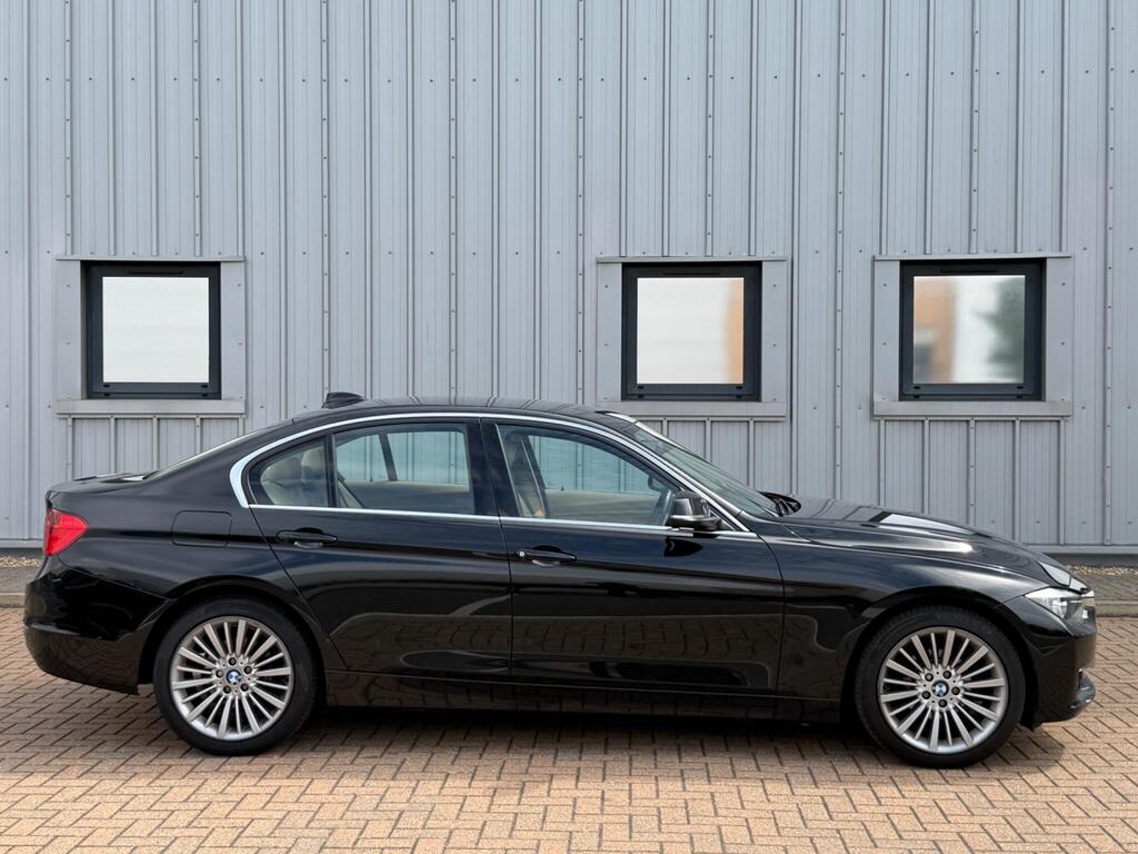 BMW 3 Series 16