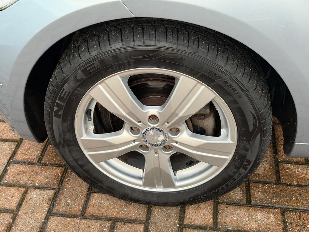 Mercedes-Benz A Class 41