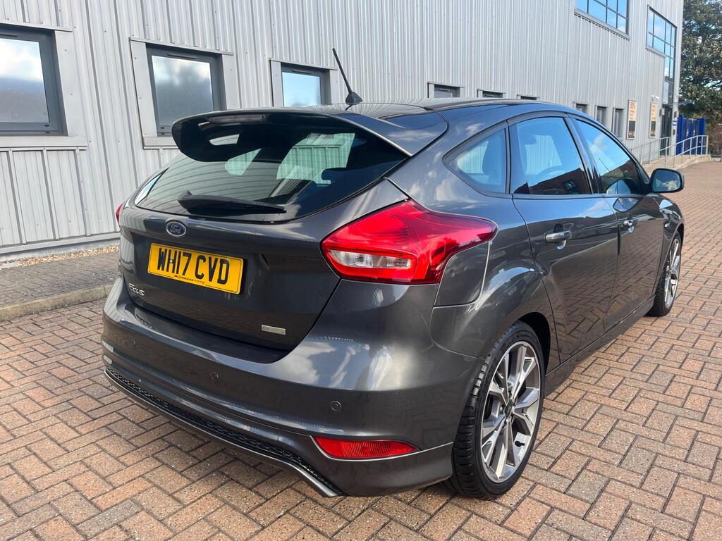 Ford Focus 22