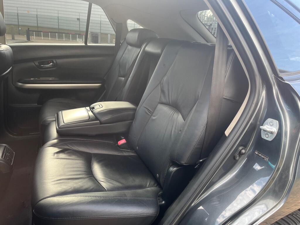 Lexus RX 44