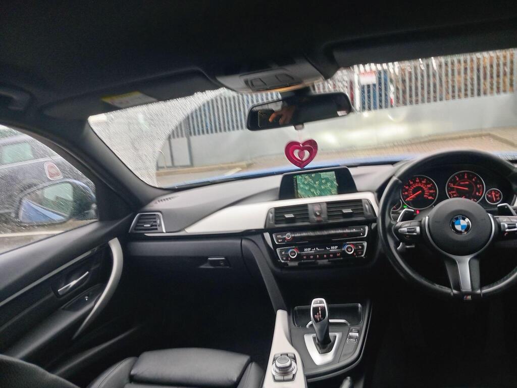 BMW 3 Series 24