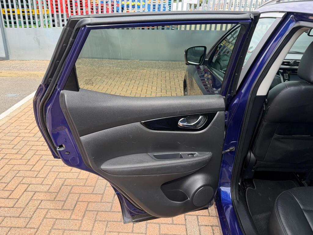 Nissan Qashqai 35