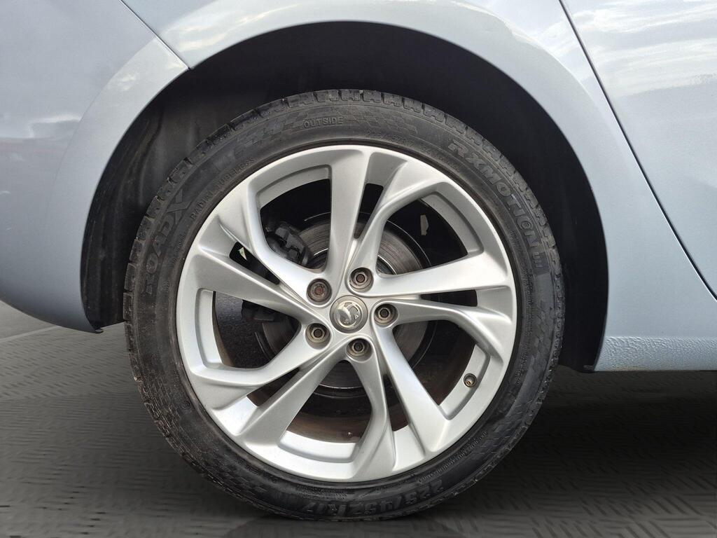 Vauxhall Astra 27