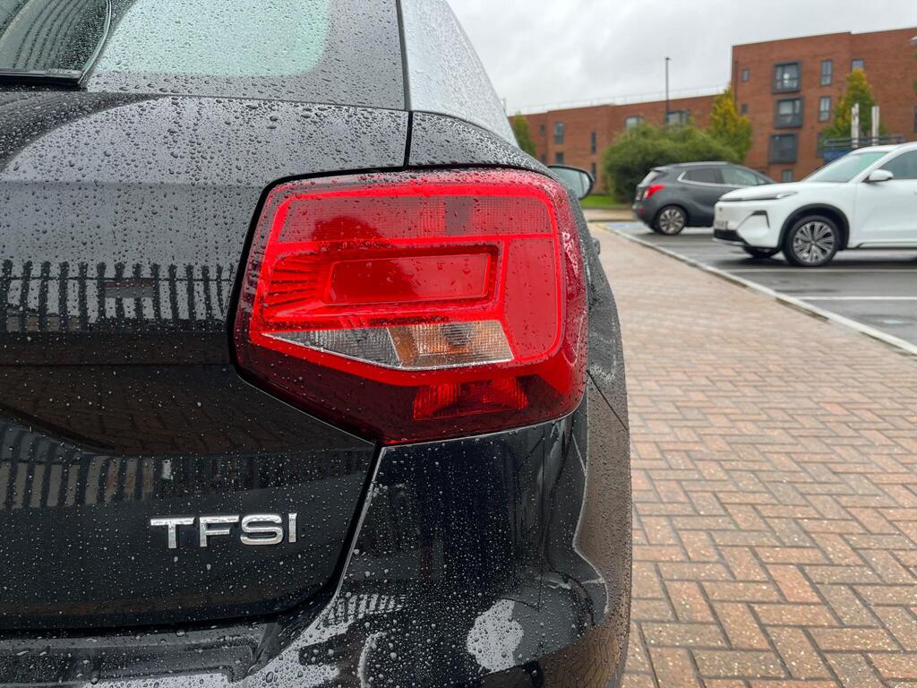 Audi Q2 93