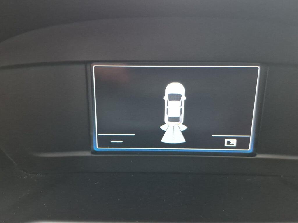 Ford C-Max 38