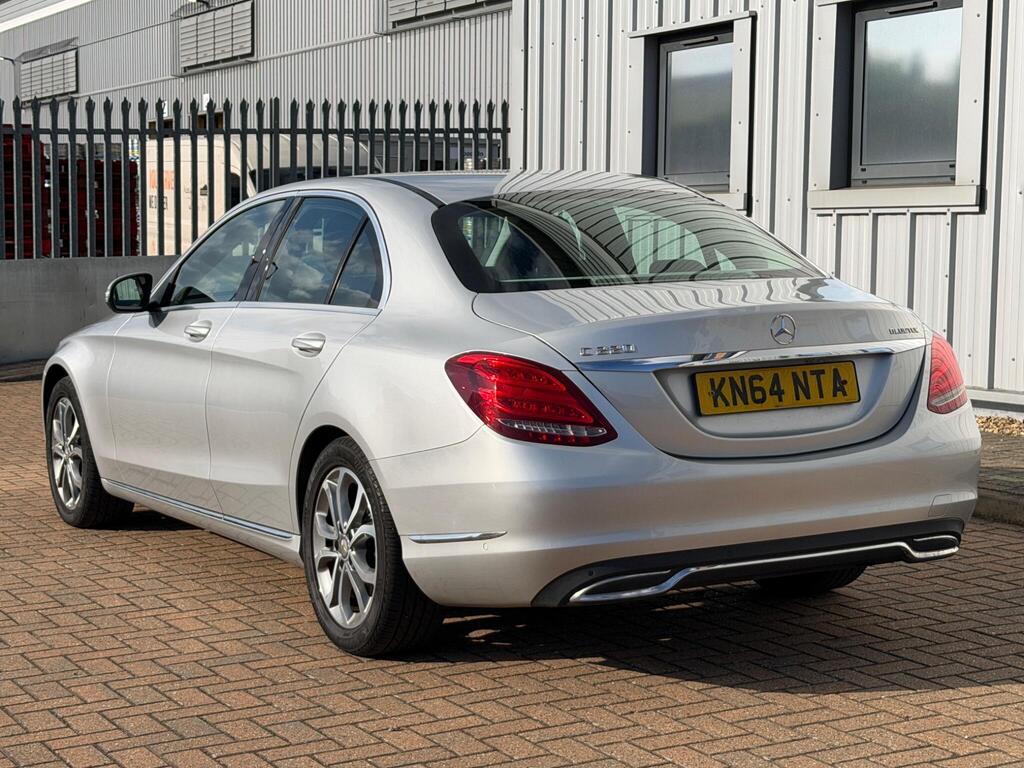Mercedes-Benz C Class 4
