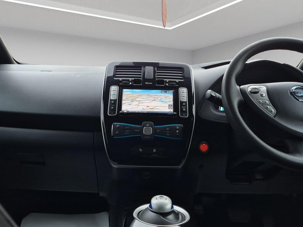 Nissan Leaf 14