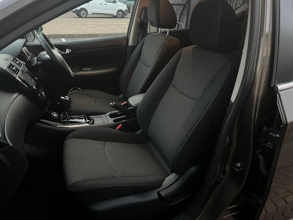 Nissan Pulsar 37