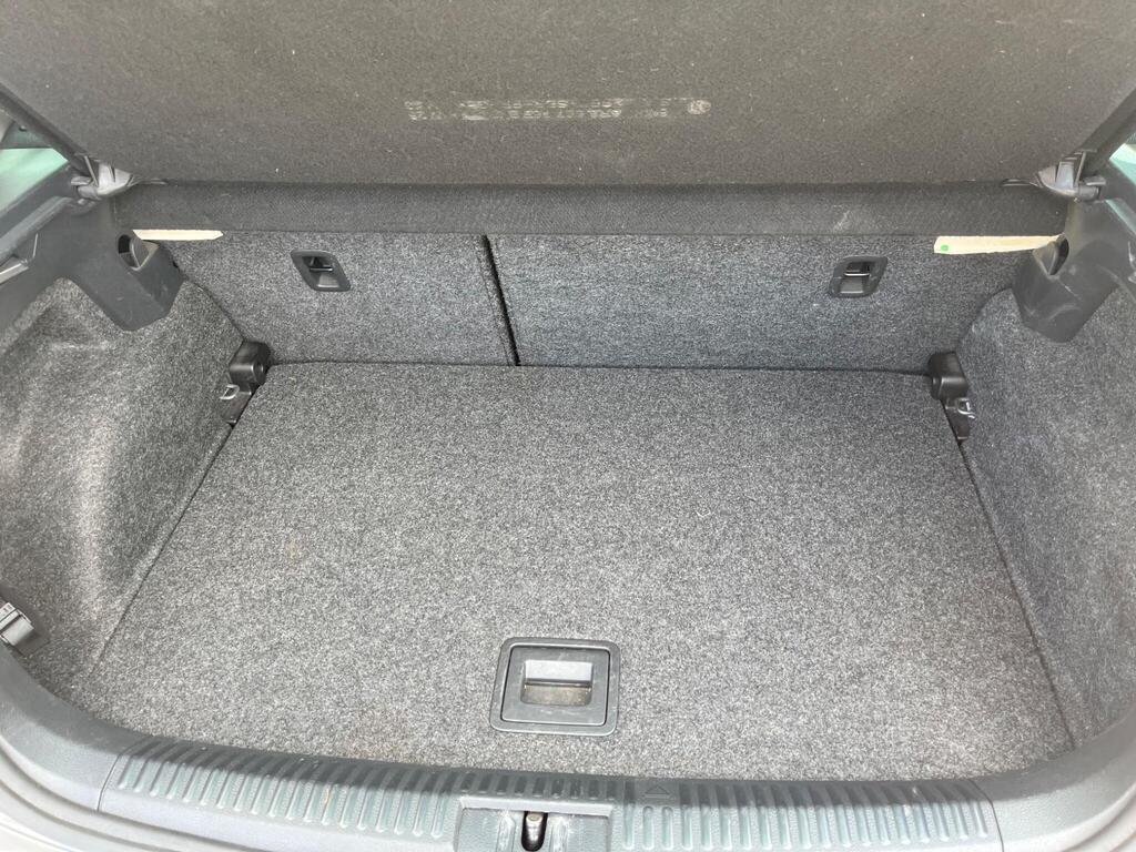 Volkswagen Polo 56