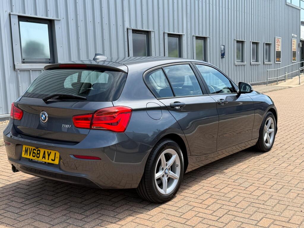 BMW 1 Series 18