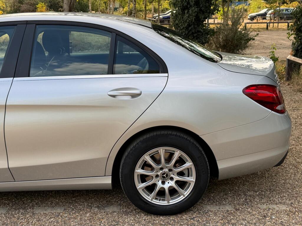 Mercedes-Benz C Class 38