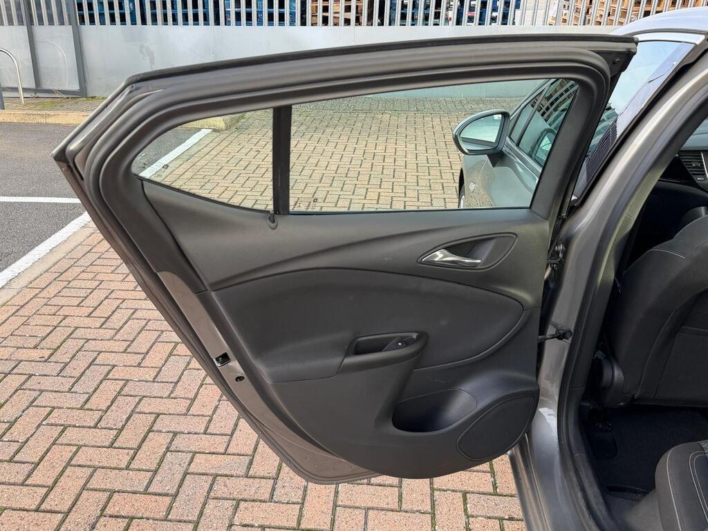 Vauxhall Astra 36