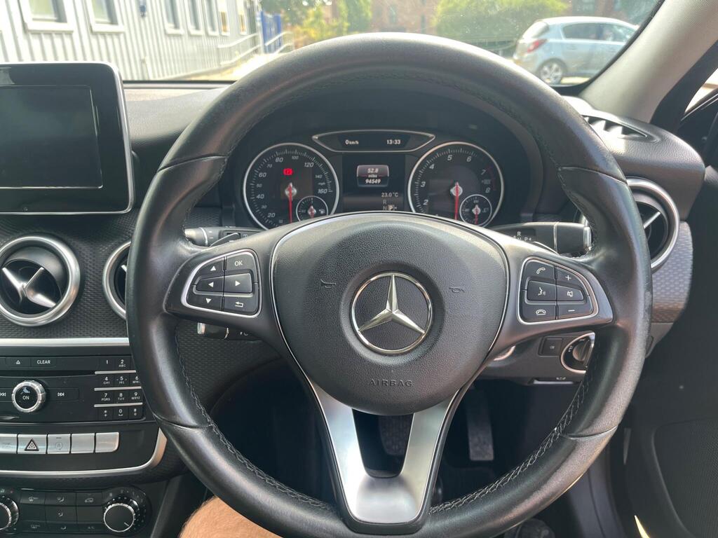 Mercedes-Benz A Class 61