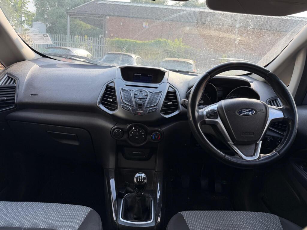 Ford EcoSport 14