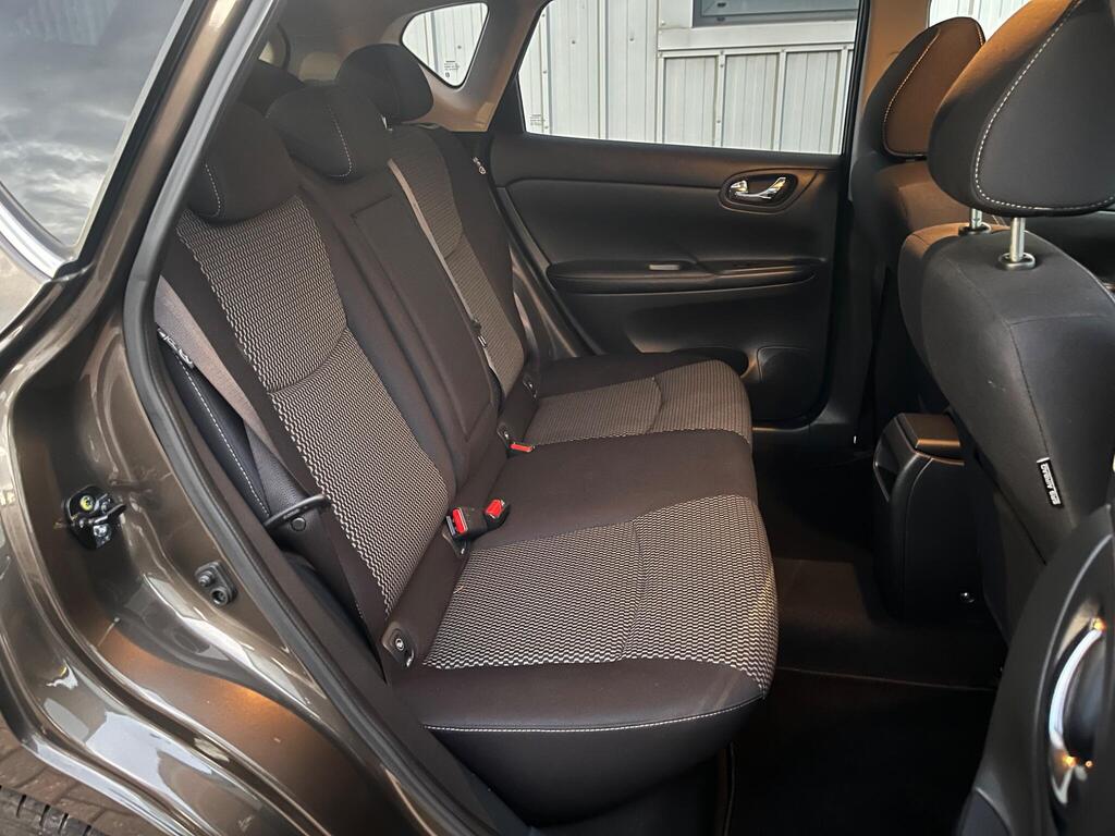 Nissan Pulsar 23