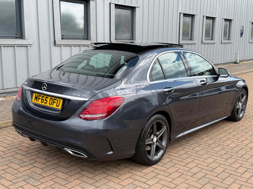 Mercedes-Benz C Class 19
