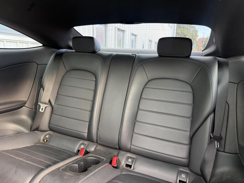 Mercedes-Benz C Class 29