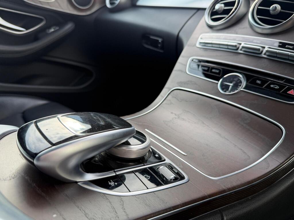 Mercedes-Benz C Class 23
