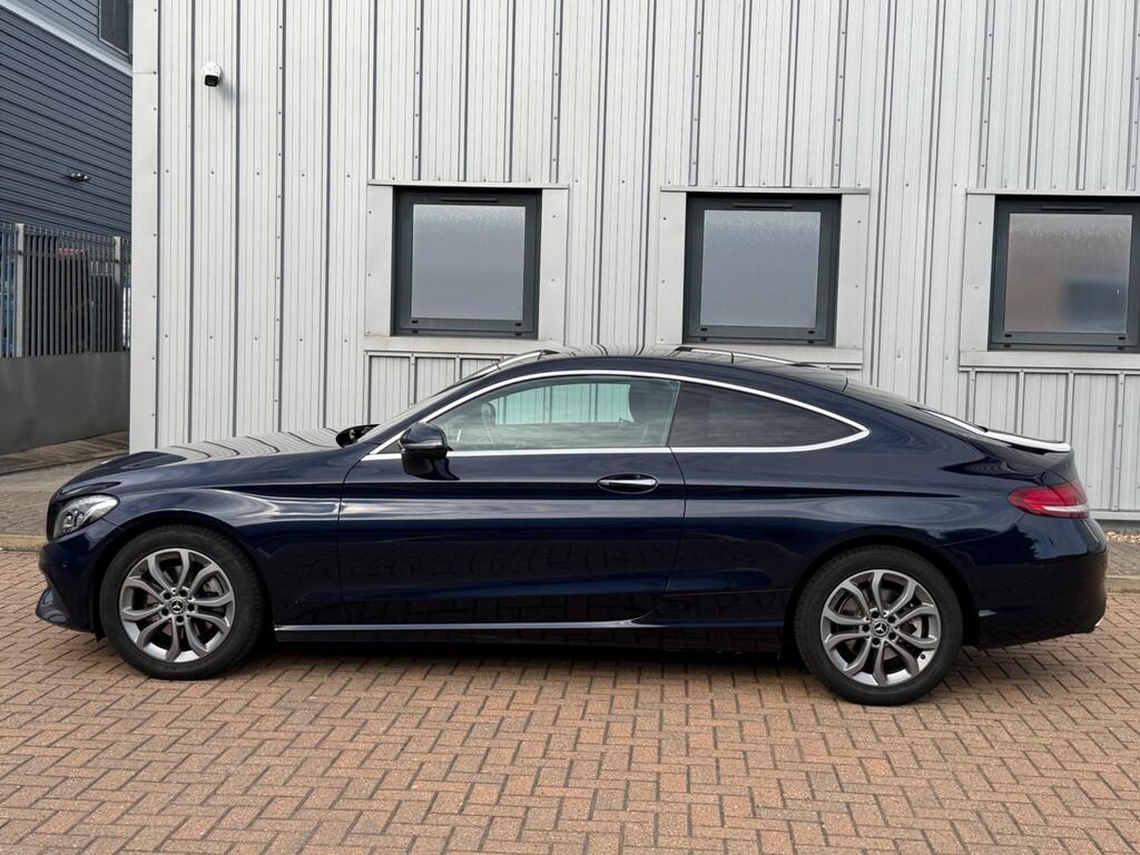 Mercedes-Benz C Class 11